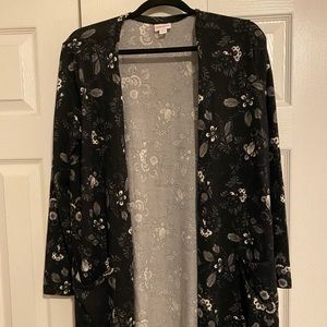 EUC Lularoe Caroline cardigan. Size L